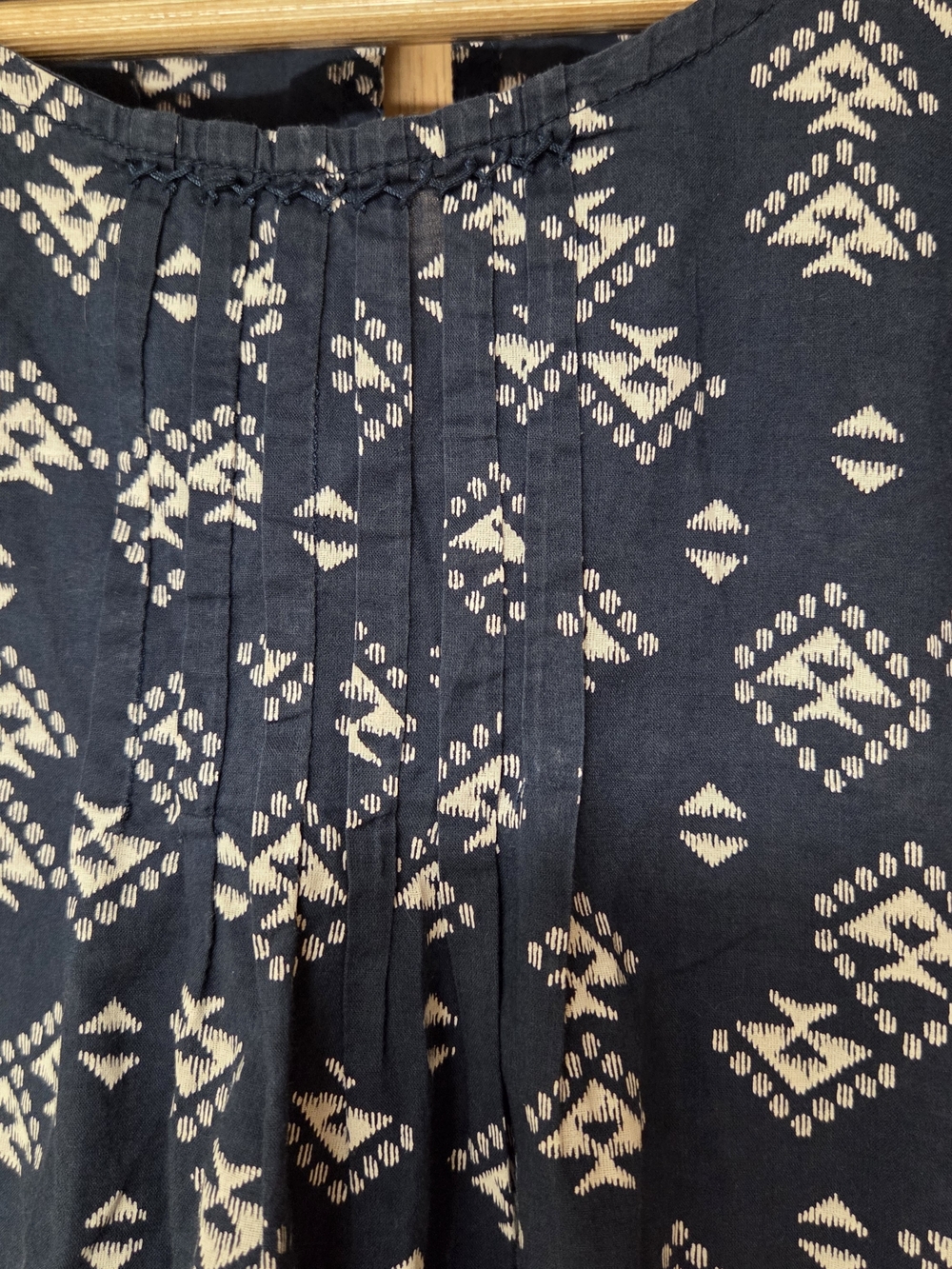Gap Women’s Navy Printed Short-Sleeve Top Large - Picture 2 of 8